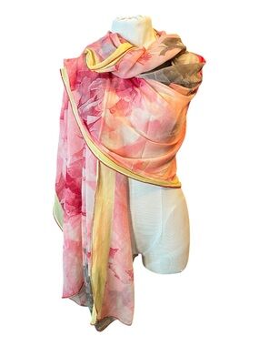 Lightweight Pink Floral Scarf Wrap - Versatile Women's Accessory